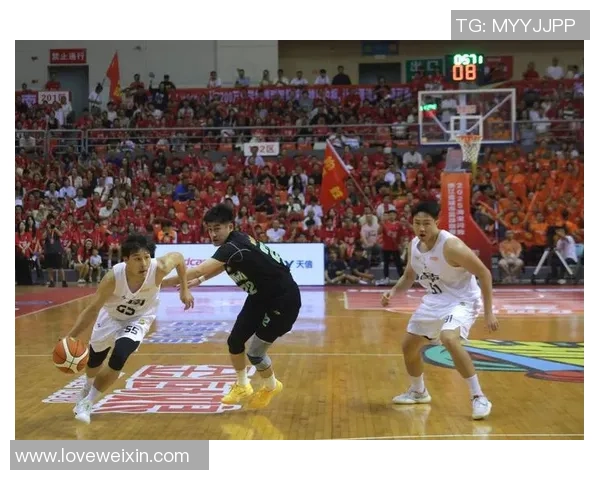 上海篮球队现状揭秘:从训练到比赛的全景观察与分析 上海篮球队现状揭秘:从训练到比赛的全景观察与分析