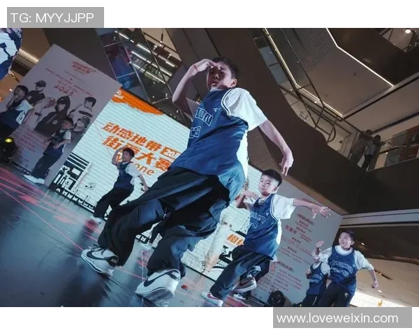 全国街舞大赛点评成都滑板队战术表现的精彩分析与启示 全国街舞大赛点评成都滑板队战术表现的精彩分析与启示